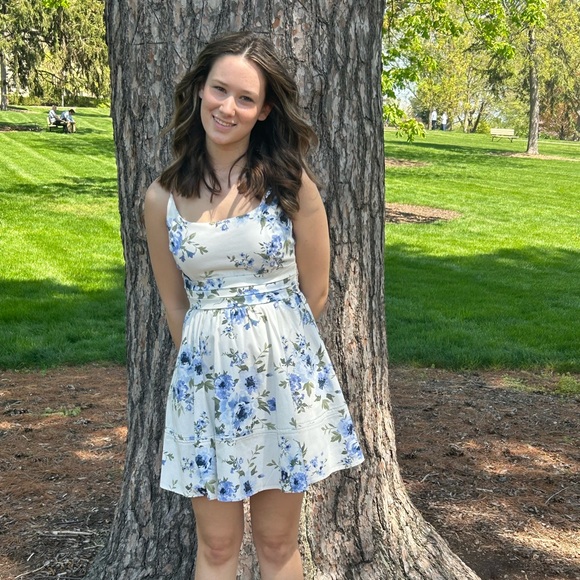 Meet your Posher, Lucy - Picture 1 of 1